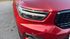 Volvo Xc40 2.0 B4P R DESIGN Pro 5dr Auto Petrol Estate